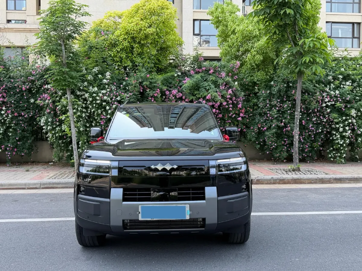 2025 FangChengBao Tai 7 1.5T 156HP L4 E-CVT PHEV,autocango,china used car exporter,china ev exporter,chinese used car exporter,chinese used ev exporter