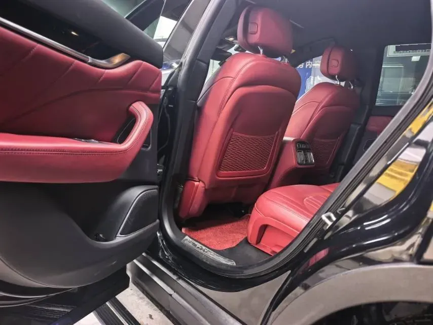 2019 Maserati Levante 3.0T 350HP V6 8AT,autocango,china used car exporter,china ev exporter,chinese used car exporter,chinese used ev exporter
