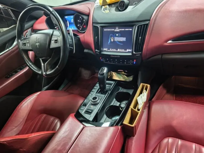 2019 Maserati Levante 3.0T 350HP V6 8AT,autocango,china used car exporter,china ev exporter,chinese used car exporter,chinese used ev exporter