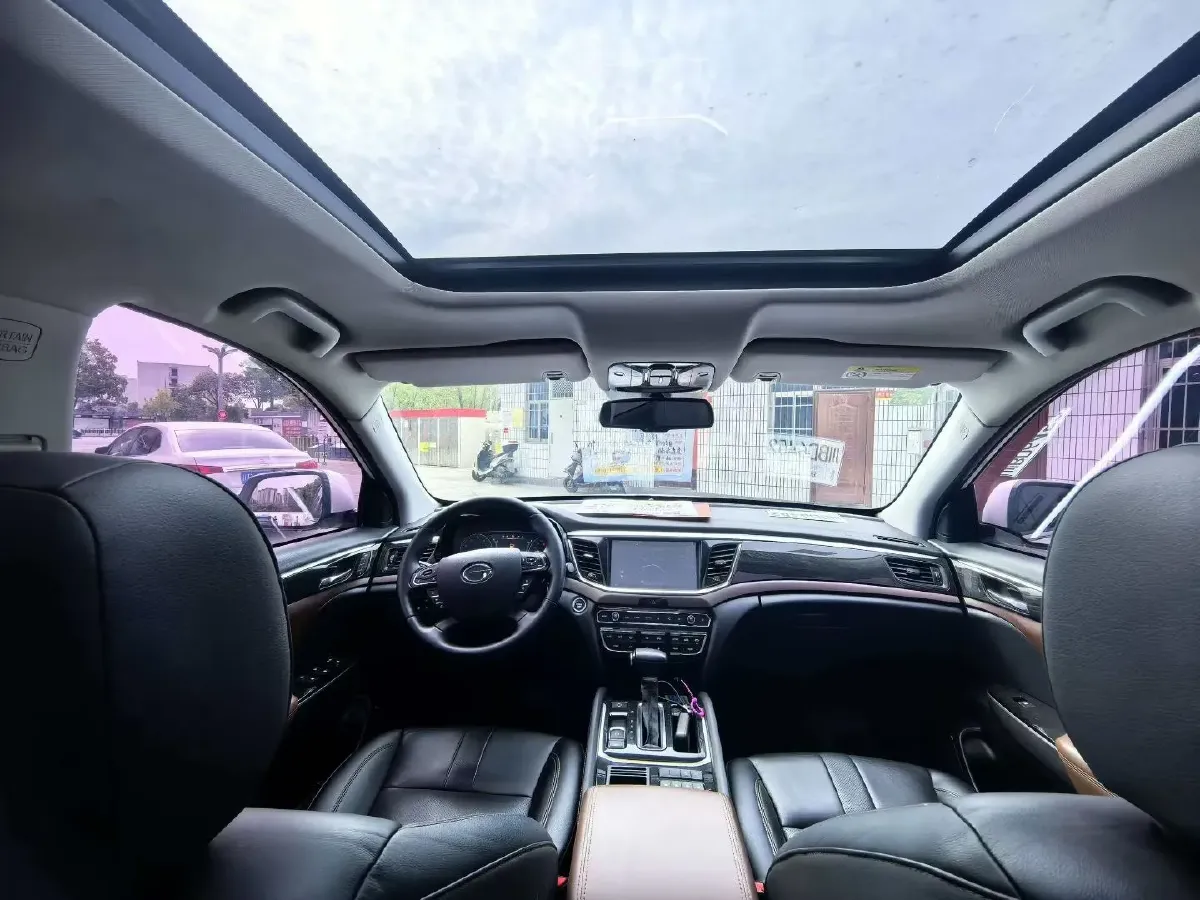 2017 GAC Trumpchi GS8 2.0T 201HP L4 6AT,autocango,china used car exporter,china ev exporter,chinese used car exporter,chinese used ev exporter