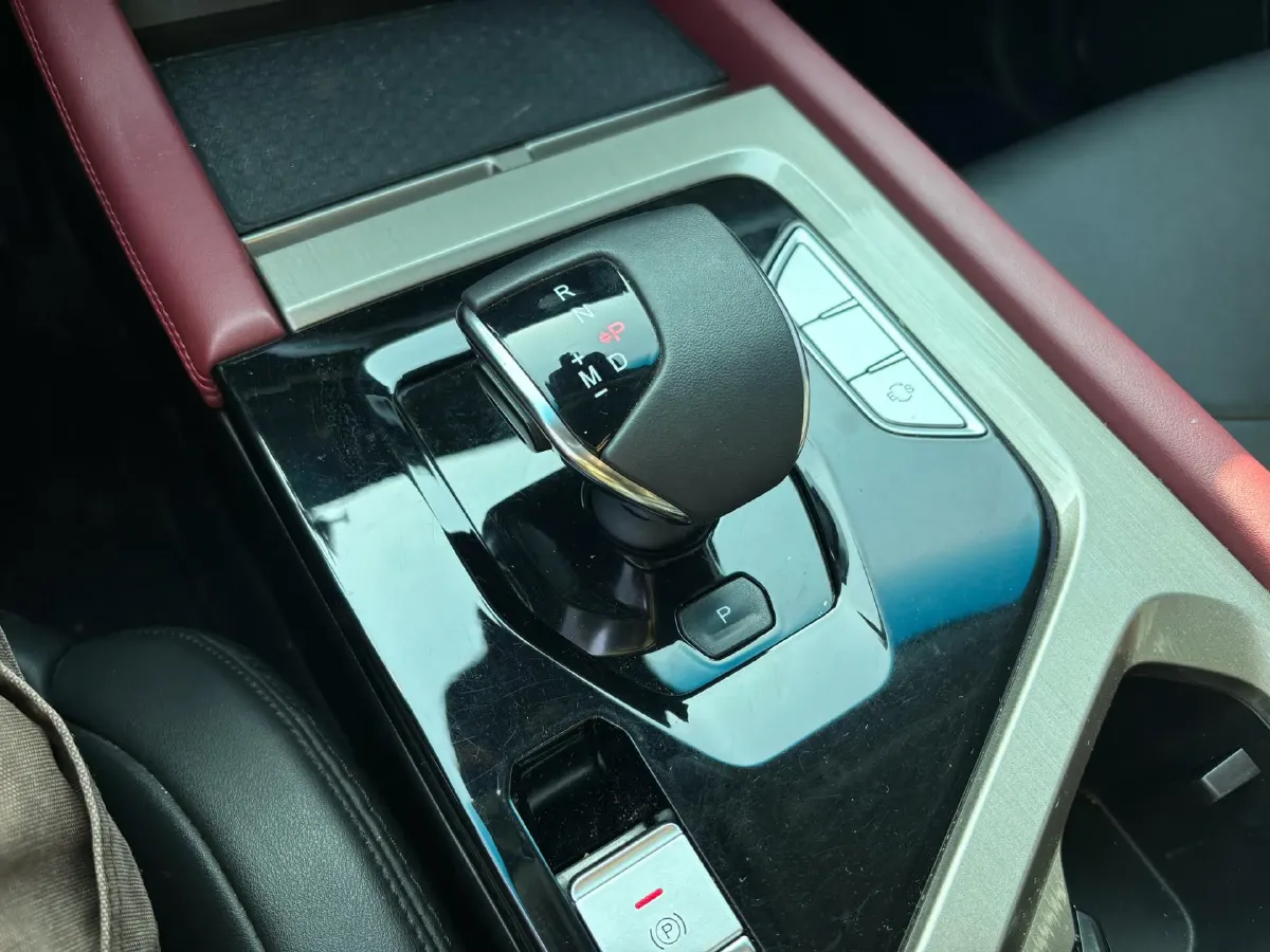 2023 Jetour X70 1.5T 156HP L4 6DCT,autocango,china used car exporter,china ev exporter,chinese used car exporter,chinese used ev exporter