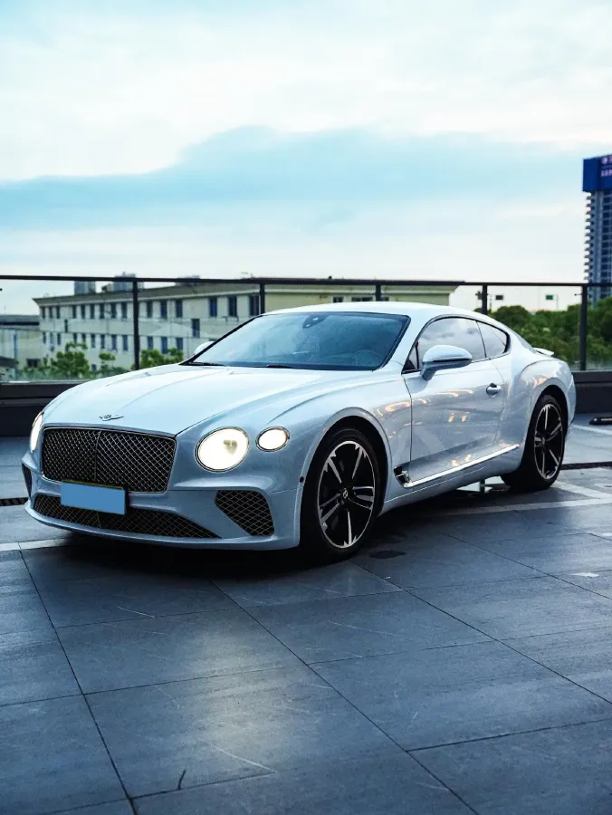 2018 Bentley Continental 6.0T 635HP W12 8DCT,autocango,china used car exporter,china ev exporter,chinese used car exporter,chinese used ev exporter