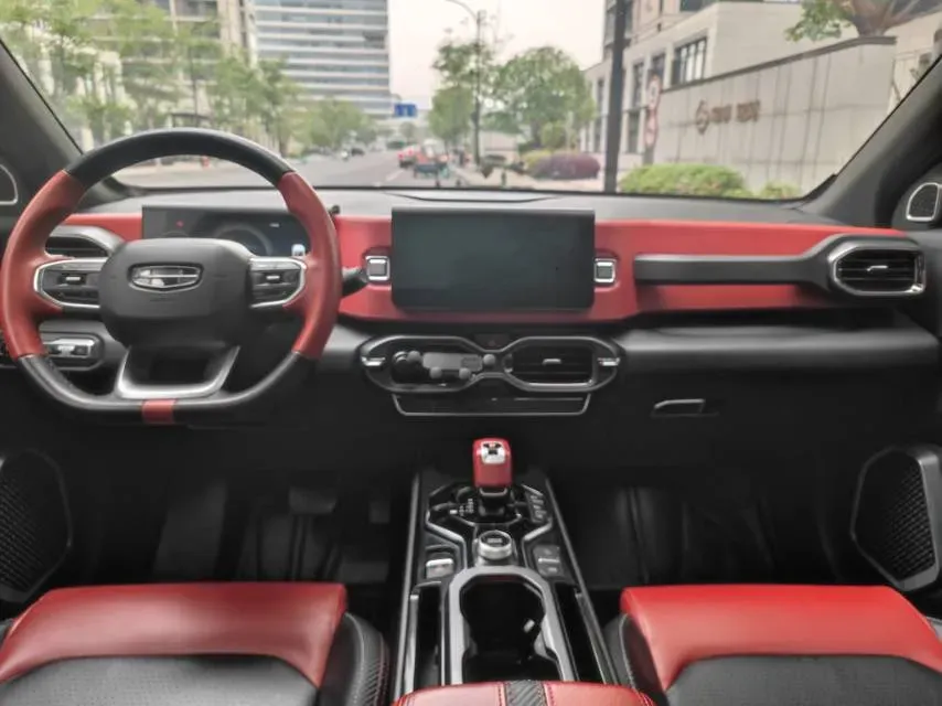 2020 Geely ICON 1.5T 177HP L3 7DCT,autocango,china used car exporter,china ev exporter,chinese used car exporter,chinese used ev exporter