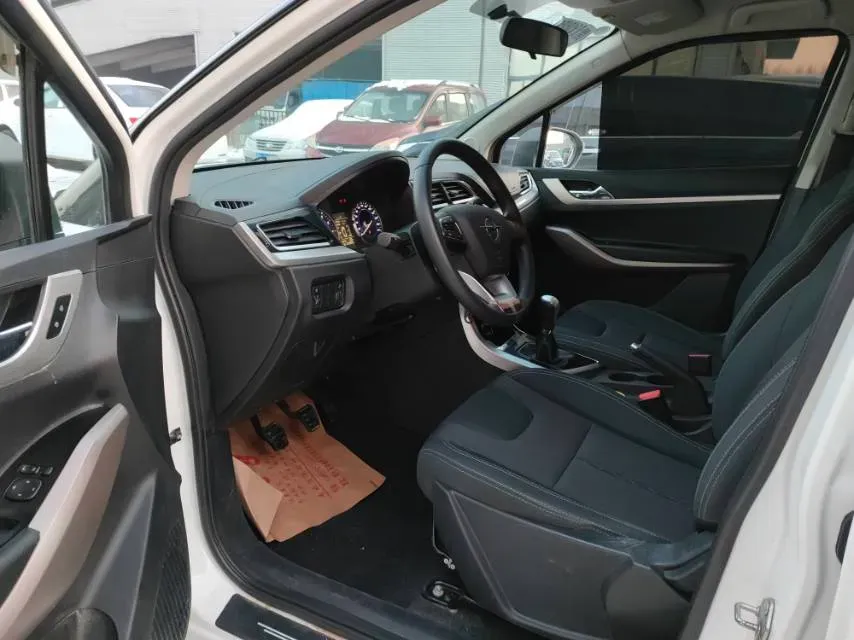 2018 HaiMa S5 Young Edition 1.6L 122HP L4 5MT,autocango,china used car exporter,china ev exporter,chinese used car exporter,chinese used ev exporter