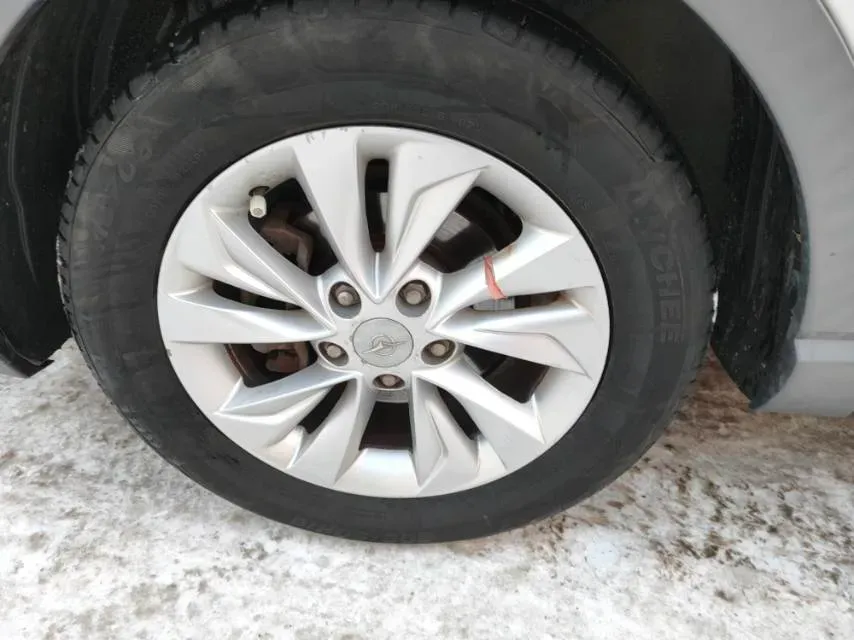 2018 HaiMa S5 Young Edition 1.6L 122HP L4 5MT,autocango,china used car exporter,china ev exporter,chinese used car exporter,chinese used ev exporter