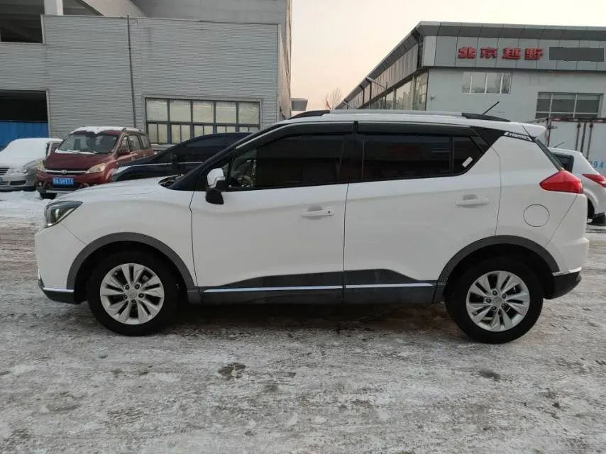 2018 HaiMa S5 Young Edition 1.6L 122HP L4 5MT,autocango,china used car exporter,china ev exporter,chinese used car exporter,chinese used ev exporter