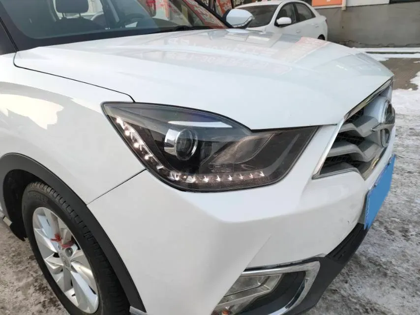2018 HaiMa S5 Young Edition 1.6L 122HP L4 5MT,autocango,china used car exporter,china ev exporter,chinese used car exporter,chinese used ev exporter