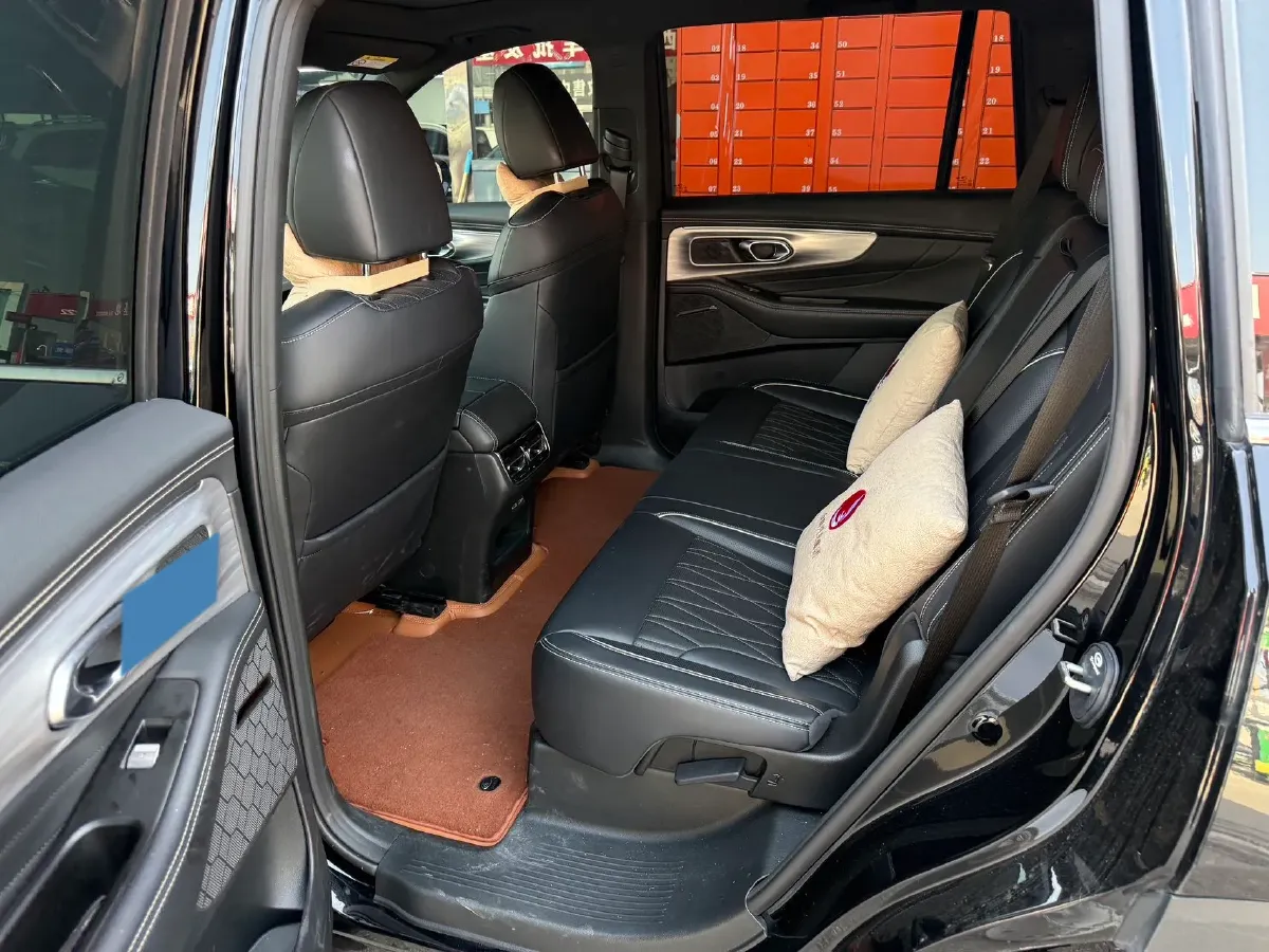 2025 GAC Trumpchi GS8 2.0T 252HP L4 8AT,autocango,china used car exporter,china ev exporter,chinese used car exporter,chinese used ev exporter