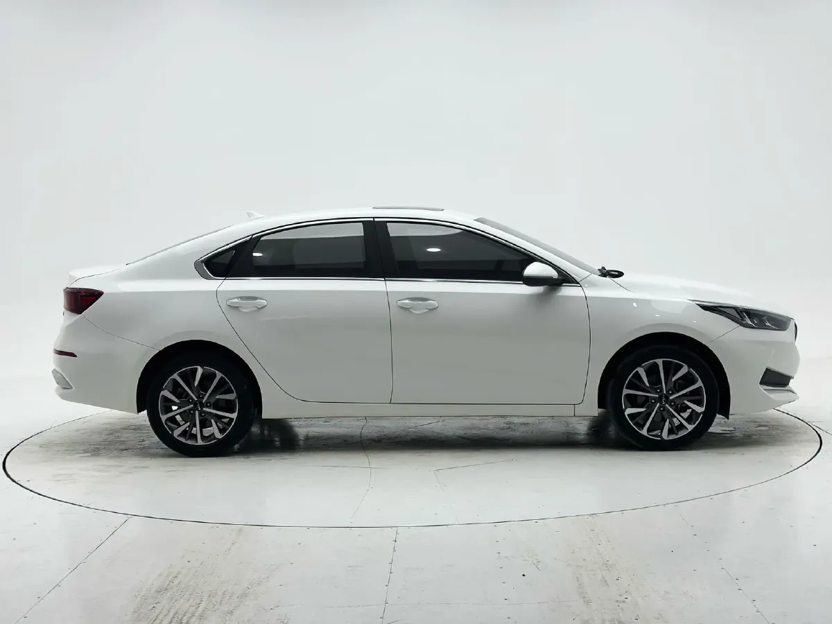 2021 Kia K3 1.5L 115HP L4 CVT,autocango,china used car exporter,china ev exporter,chinese used car exporter,chinese used ev exporter