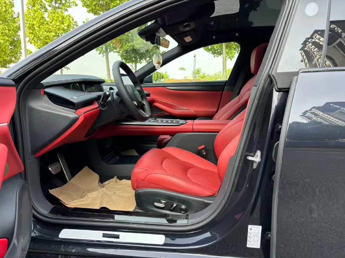 2024 MI SU7 BEV 101KWH,autocango,china used car exporter,china ev exporter,chinese used car exporter,chinese used ev exporter