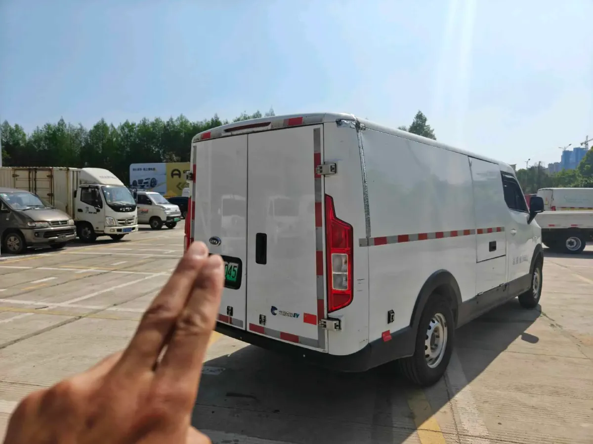 2023 Karry Little Elephant EV BEV 41.86KWH,autocango,china used car exporter,china ev exporter,chinese used car exporter,chinese used ev exporter