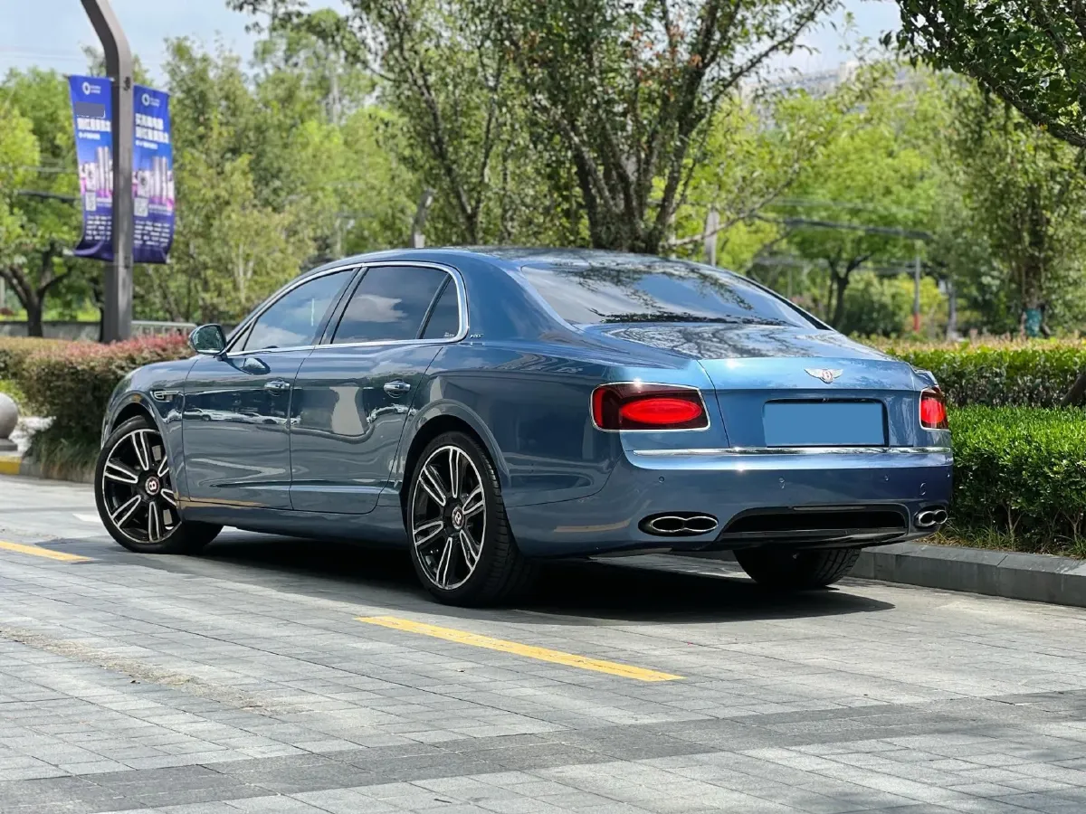 2017 Bentley Flying Spur 4.0T 507HP V8 8AT,autocango,china used car exporter,china ev exporter,chinese used car exporter,chinese used ev exporter