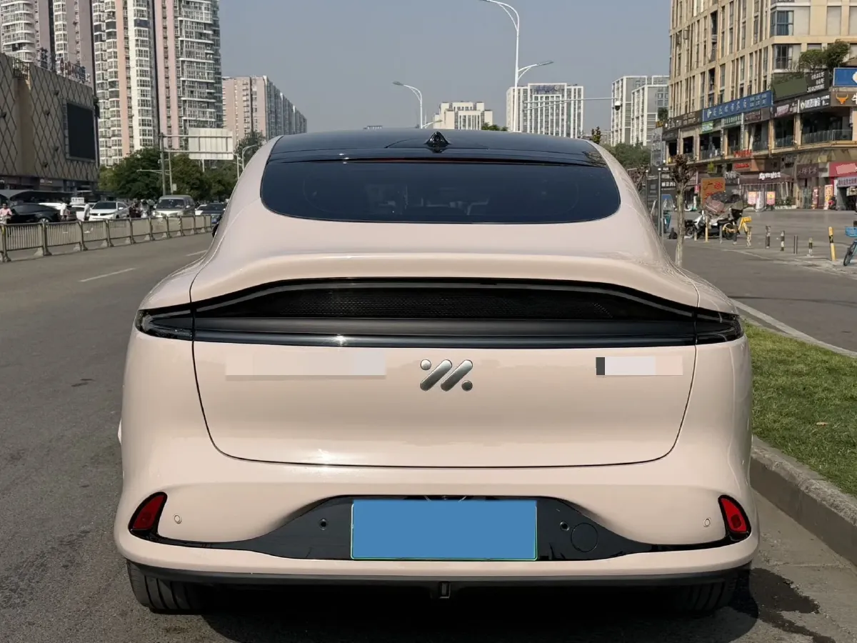 2023 IM LS6 BEV 71KWH,autocango,china used car exporter,china ev exporter,chinese used car exporter,chinese used ev exporter
