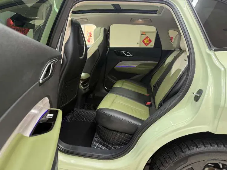 2023 HongQi HS3 2.0T 252HP L4 8AT,autocango,china used car exporter,china ev exporter,chinese used car exporter,chinese used ev exporter