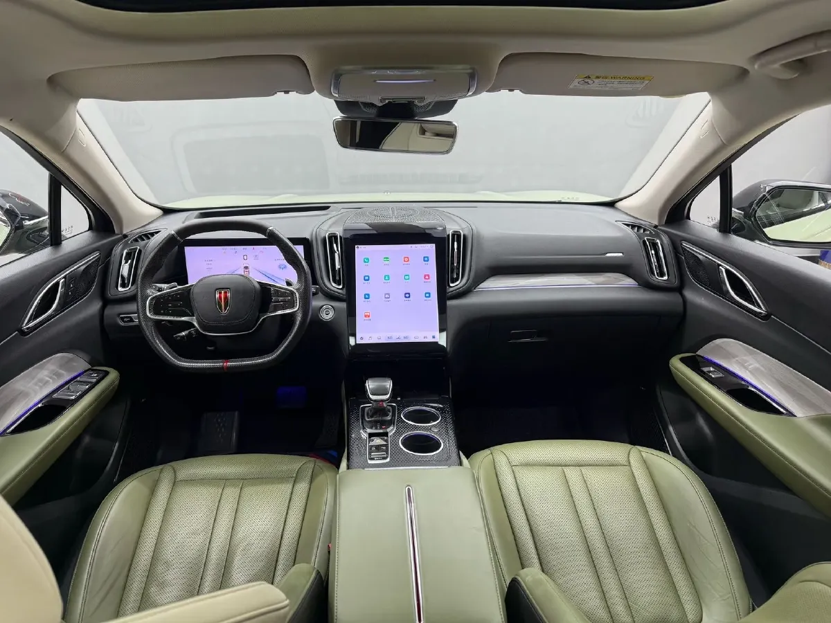 2023 HongQi HS3 2.0T 252HP L4 8AT,autocango,china used car exporter,china ev exporter,chinese used car exporter,chinese used ev exporter