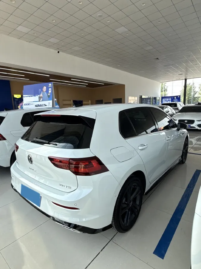 2023 Volkswagen Golf 1.4T 150HP L4 7DCT,autocango,china used car exporter,china ev exporter,chinese used car exporter,chinese used ev exporter