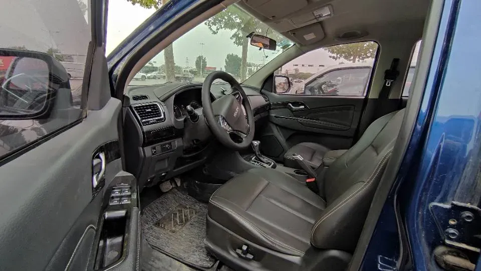 2019 Isuzu LingTuo 2.5T 129HP L4 6AT,autocango,china used car exporter,china ev exporter,chinese used car exporter,chinese used ev exporter