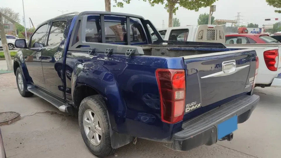 2019 Isuzu LingTuo 2.5T 129HP L4 6AT,autocango,china used car exporter,china ev exporter,chinese used car exporter,chinese used ev exporter