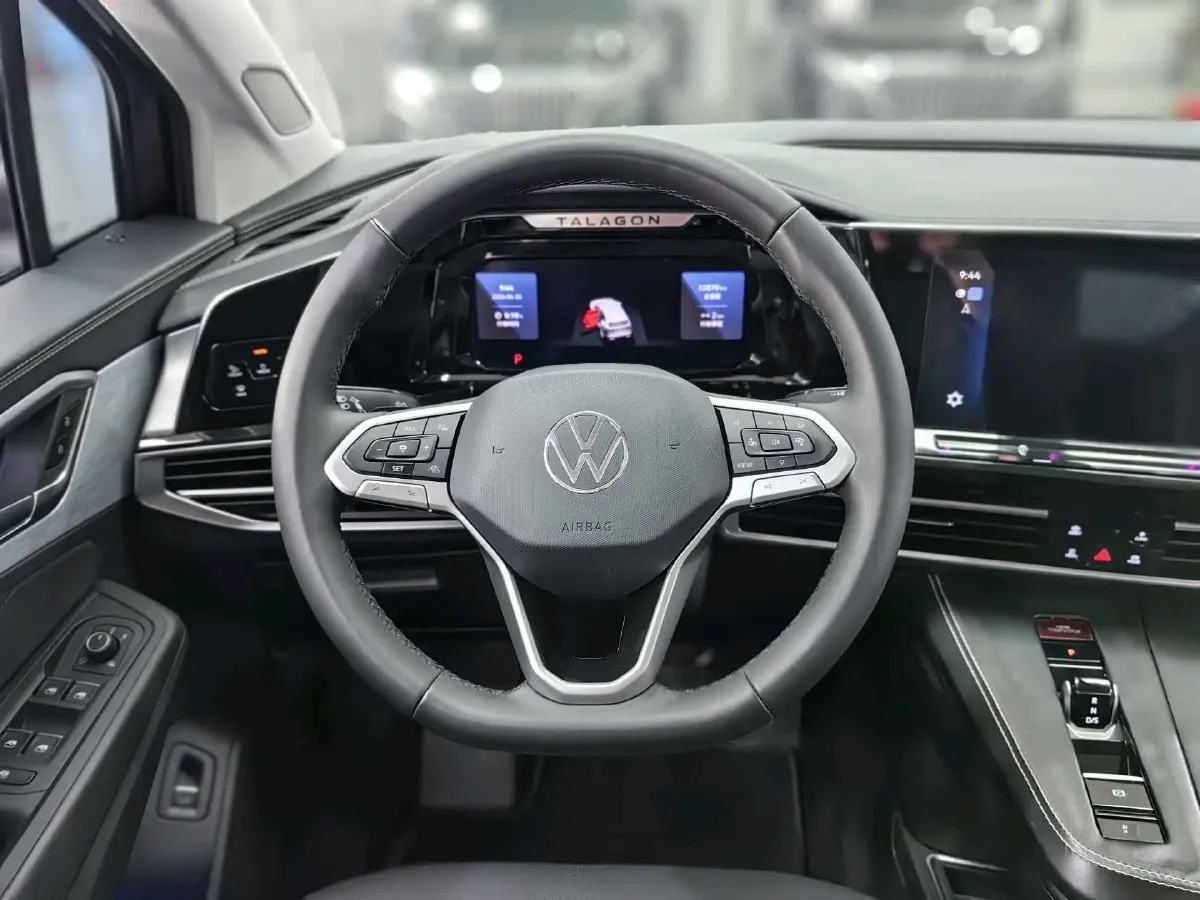 2024 Volkswagen Talagon 2.0T 220HP L4 7DCT,autocango,china used car exporter,china ev exporter,chinese used car exporter,chinese used ev exporter