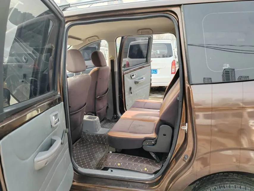 2016 BAIC WeiWang M35 1.5L 106HP L4 5MT,autocango,china used car exporter,china ev exporter,chinese used car exporter,chinese used ev exporter