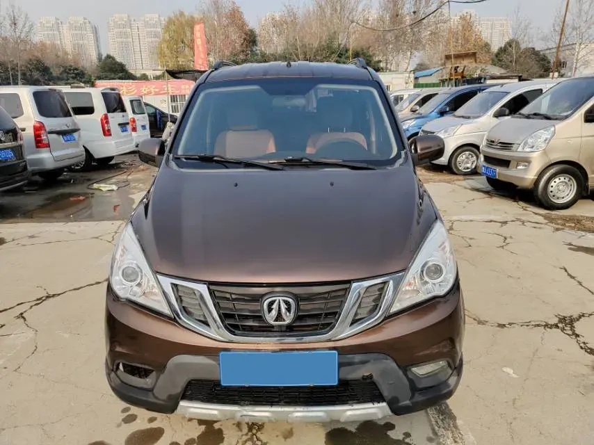 2016 BAIC WeiWang M35 1.5L 106HP L4 5MT,autocango,china used car exporter,china ev exporter,chinese used car exporter,chinese used ev exporter