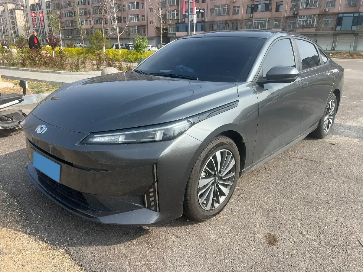 2024 ChangAn QiYuan A05 1.5L 110HP L4 E-CVT PHEV 9.07KWH,autocango,china used car exporter,china ev exporter,chinese used car exporter,chinese used ev exporter
