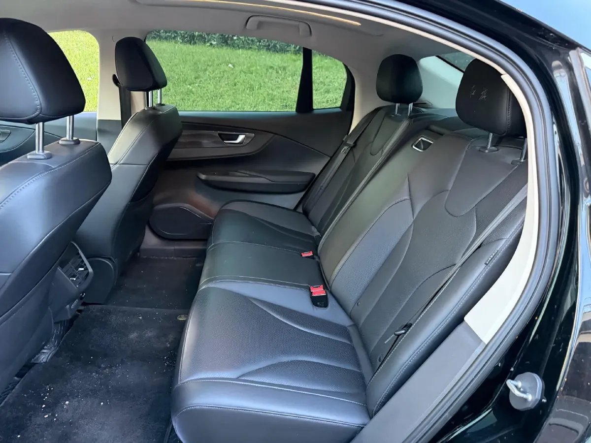 2022 HongQi E-QM5 BEV 54KWH,autocango,china used car exporter,china ev exporter,chinese used car exporter,chinese used ev exporter