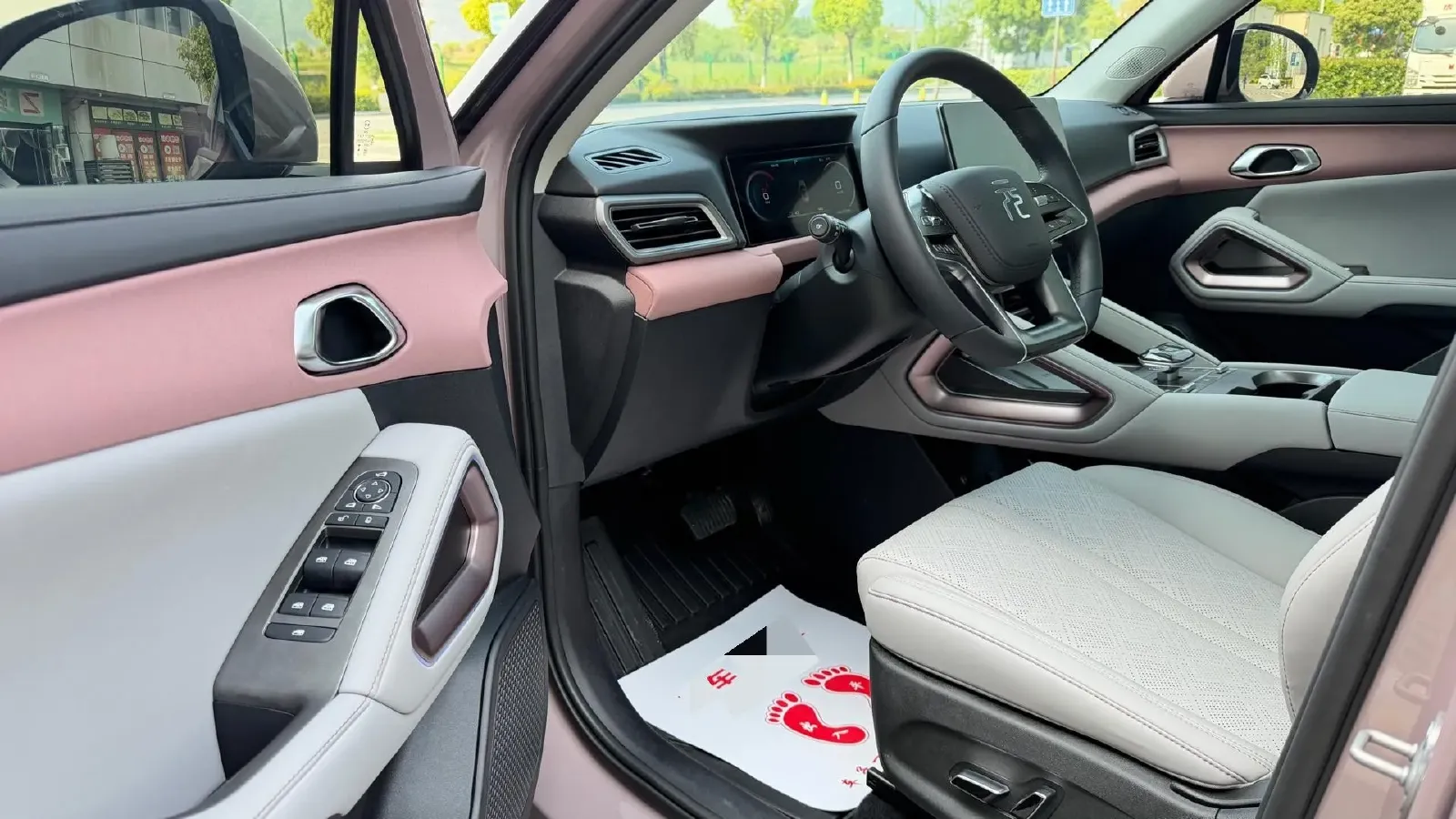 2024 BYD YuanUP BEV 45.12KWH,autocango,china used car exporter,china ev exporter,chinese used car exporter,chinese used ev exporter