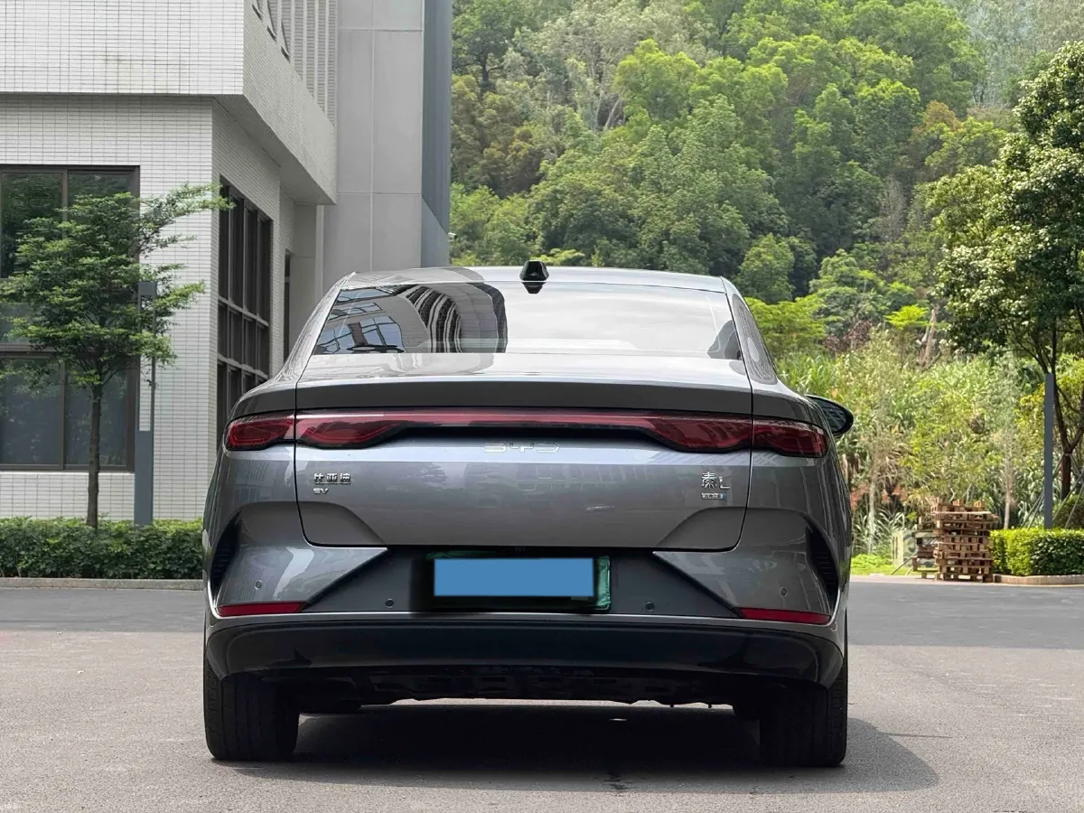 2025 BYD QinL BEV,autocango,china used car exporter,china ev exporter,chinese used car exporter,chinese used ev exporter