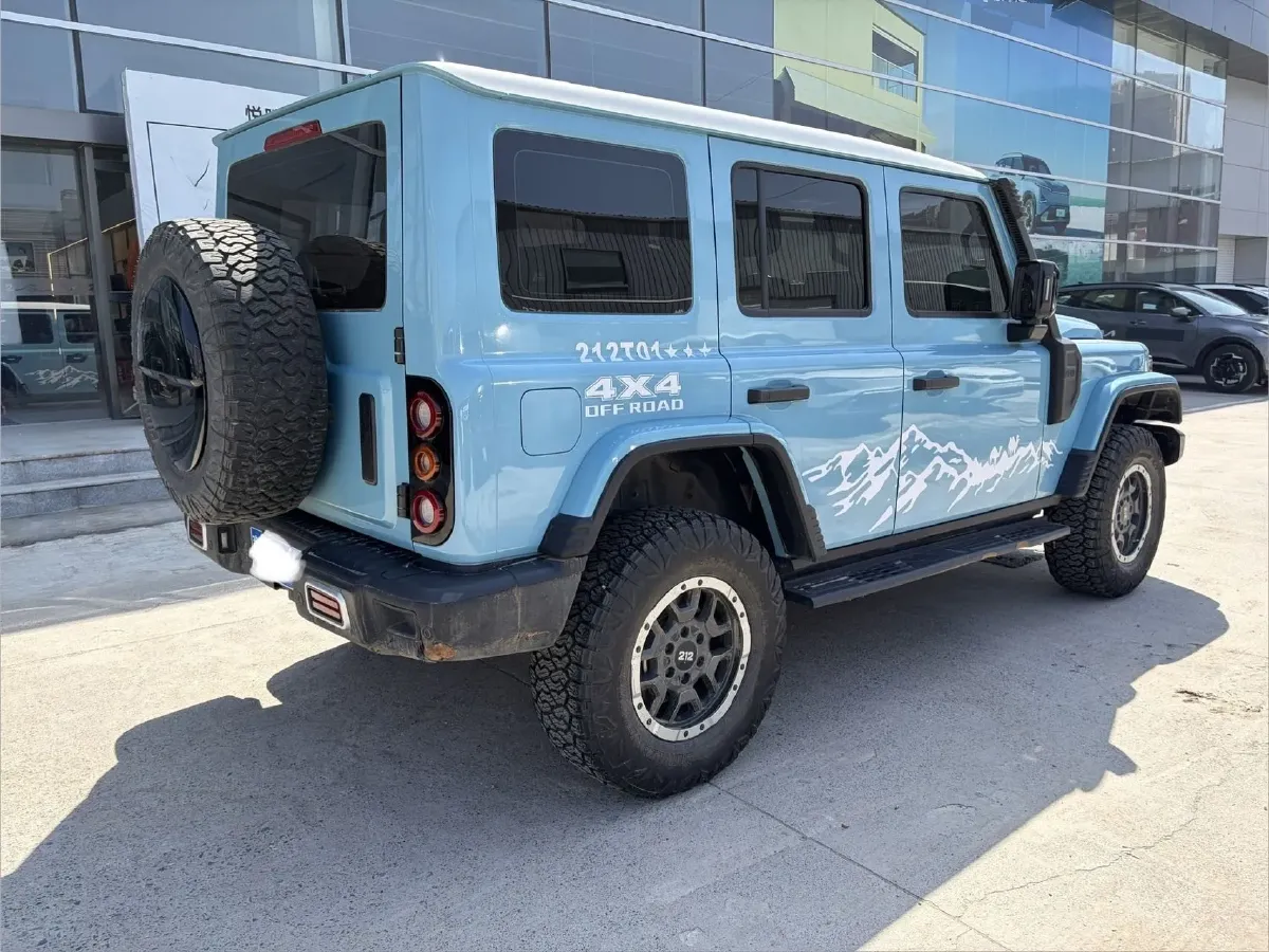 2025 212 212 T01 2.0T 252HP L4 8AT,autocango,china used car exporter,china ev exporter,chinese used car exporter,chinese used ev exporter