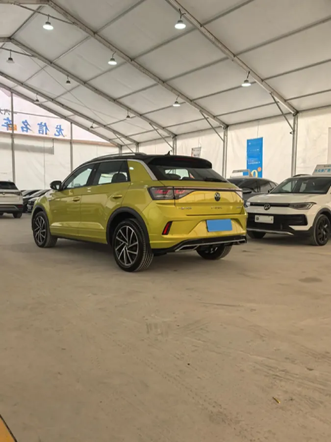 2023 Volkswagen T-Roc 1.5T 160HP L4 7DCT,autocango,china used car exporter,china ev exporter,chinese used car exporter,chinese used ev exporter