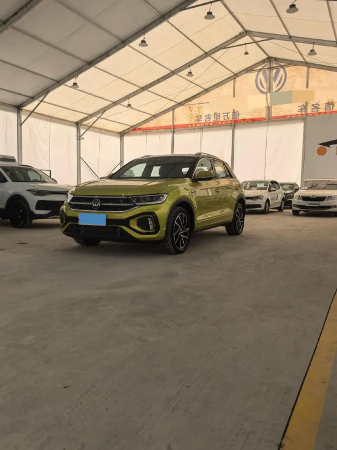2023 Volkswagen T-Roc 1.5T 160HP L4 7DCT,autocango,china used car exporter,china ev exporter,chinese used car exporter,chinese used ev exporter
