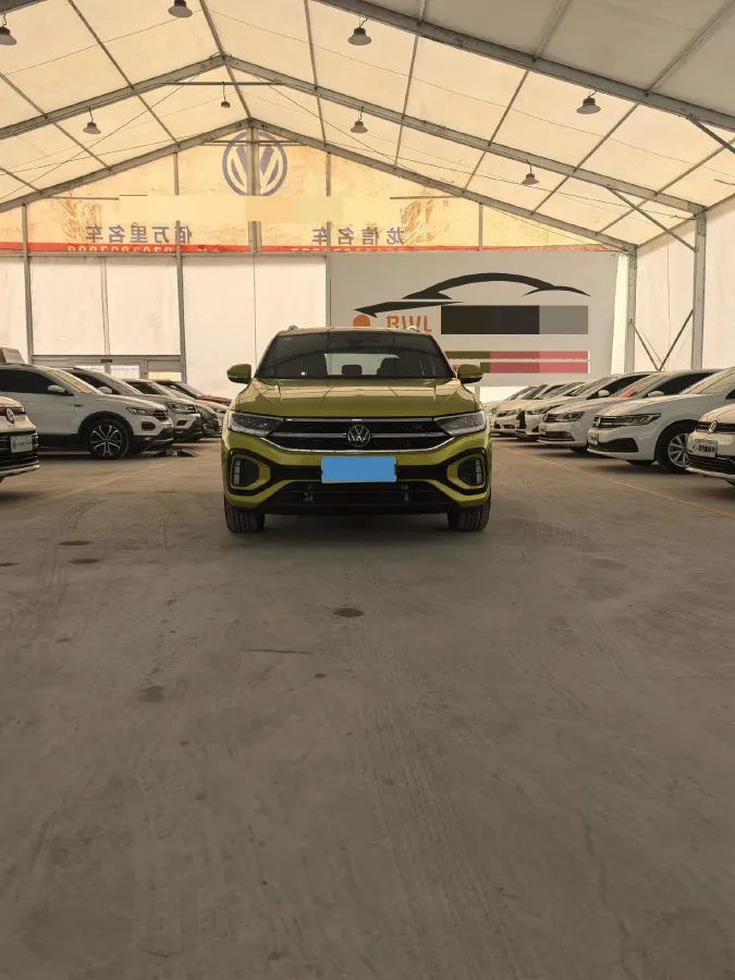 2023 Volkswagen T-Roc 1.5T 160HP L4 7DCT,autocango,china used car exporter,china ev exporter,chinese used car exporter,chinese used ev exporter