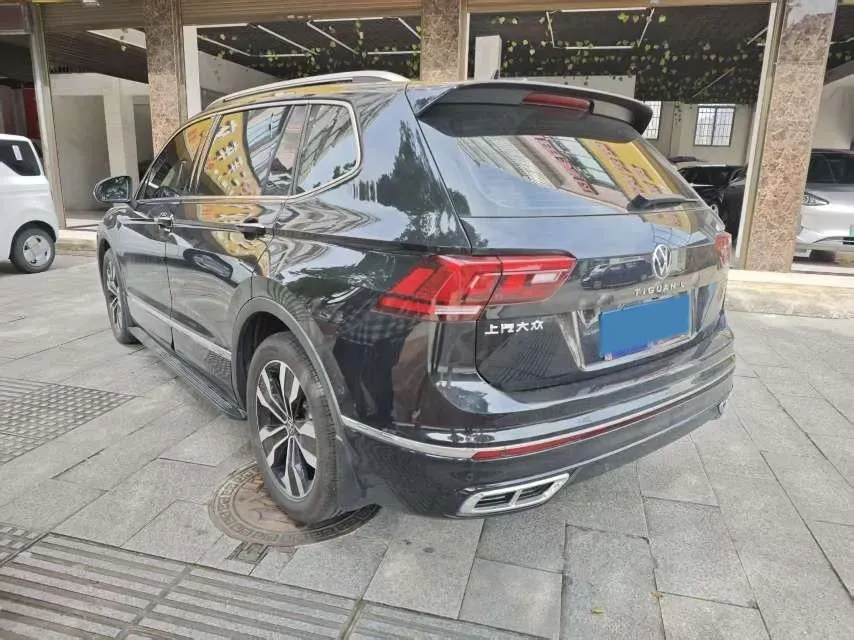 2024 Volkswagen Tiguan L 2.0T 186HP L4 7DCT,autocango,china used car exporter,china ev exporter,chinese used car exporter,chinese used ev exporter