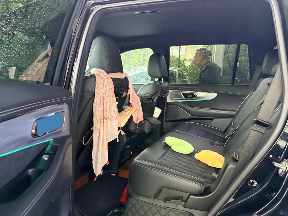 2022 GAC Trumpchi GS8 2.0T 190HP L4 E-CVT Hybrid,autocango,china used car exporter,china ev exporter,chinese used car exporter,chinese used ev exporter