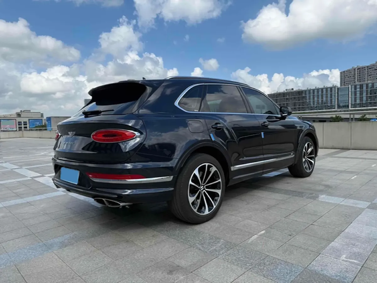 2021 Bentley Bentayga 4.0T 550HP V8 8AT,autocango,china used car exporter,china ev exporter,chinese used car exporter,chinese used ev exporter