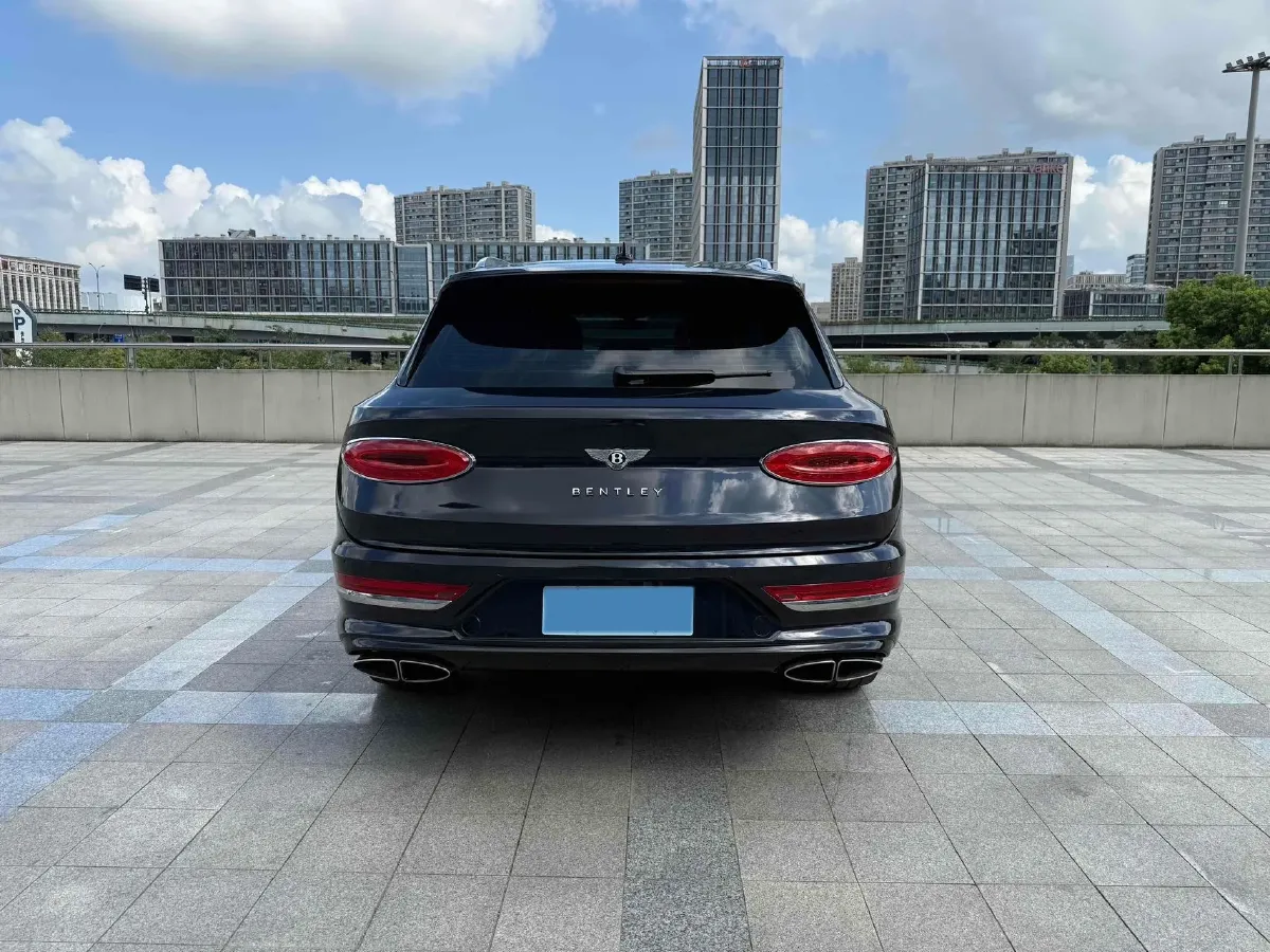 2021 Bentley Bentayga 4.0T 550HP V8 8AT,autocango,china used car exporter,china ev exporter,chinese used car exporter,chinese used ev exporter