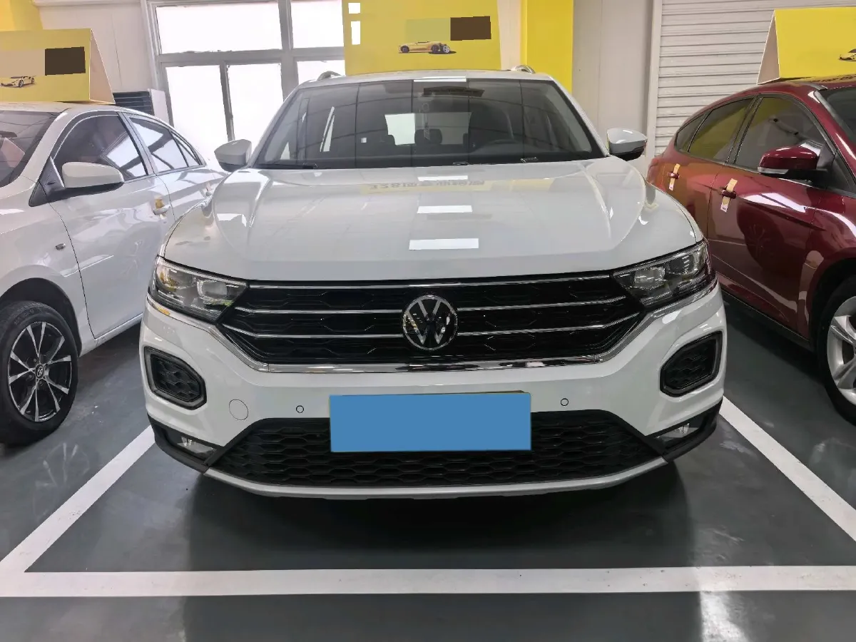 2022 Volkswagen T-Roc 1.4T 150HP L4 7DCT,autocango,china used car exporter,china ev exporter,chinese used car exporter,chinese used ev exporter