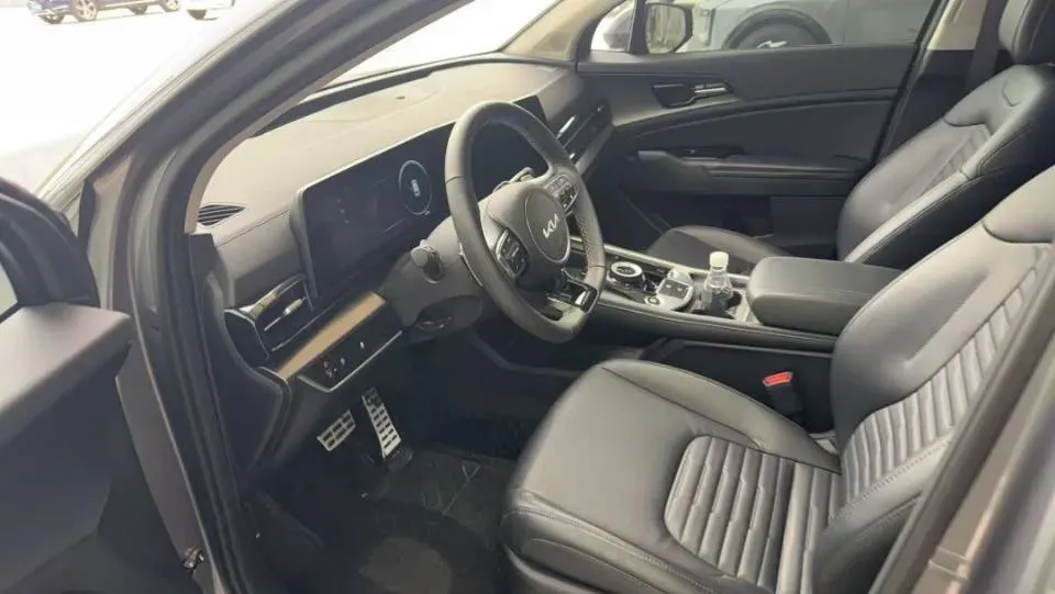 2023 Kia Sportage 2.0T 236HP L4 8AT,autocango,china used car exporter,china ev exporter,chinese used car exporter,chinese used ev exporter