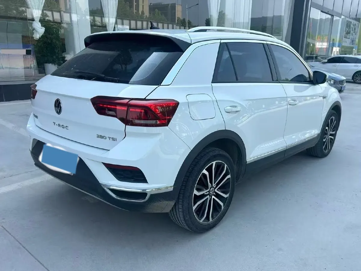 2022 Volkswagen T-Roc 1.4T 150HP L4 7DCT,autocango,china used car exporter,china ev exporter,chinese used car exporter,chinese used ev exporter