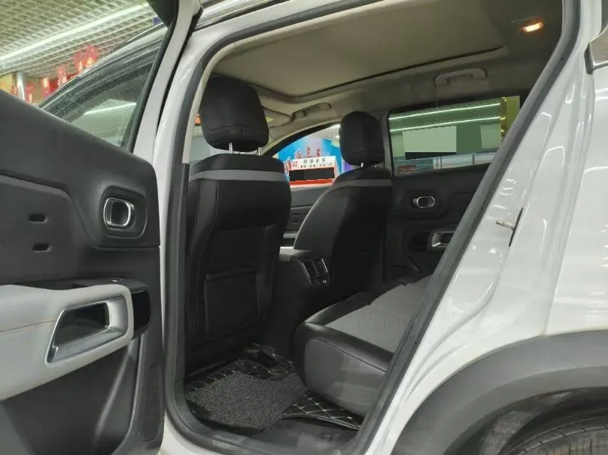 2019 Citroen C5 Aircross 1.6T 167HP L4 6AT,autocango,china used car exporter,china ev exporter,chinese used car exporter,chinese used ev exporter