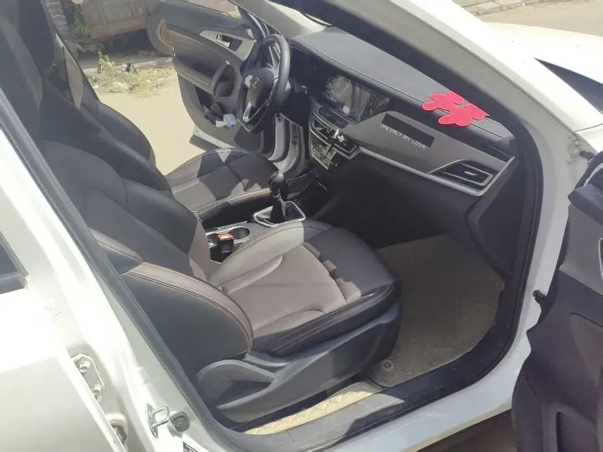 2018 ChangAn CS35 Plus 1.6L 128HP L4 5MT,autocango,china used car exporter,china ev exporter,chinese used car exporter,chinese used ev exporter