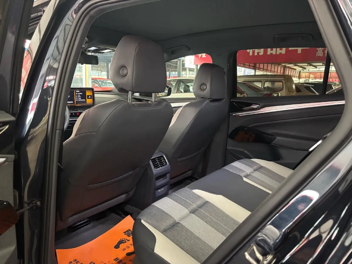 2022 Chevrolet Menlo BEV 61.1KWH,autocango,china used car exporter,china ev exporter,chinese used car exporter,chinese used ev exporter