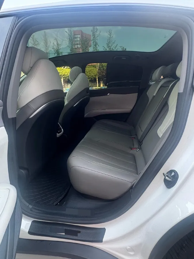 2026 Deepal L07 1.5L 98HP L4 REEV,autocango,china used car exporter,china ev exporter,chinese used car exporter,chinese used ev exporter