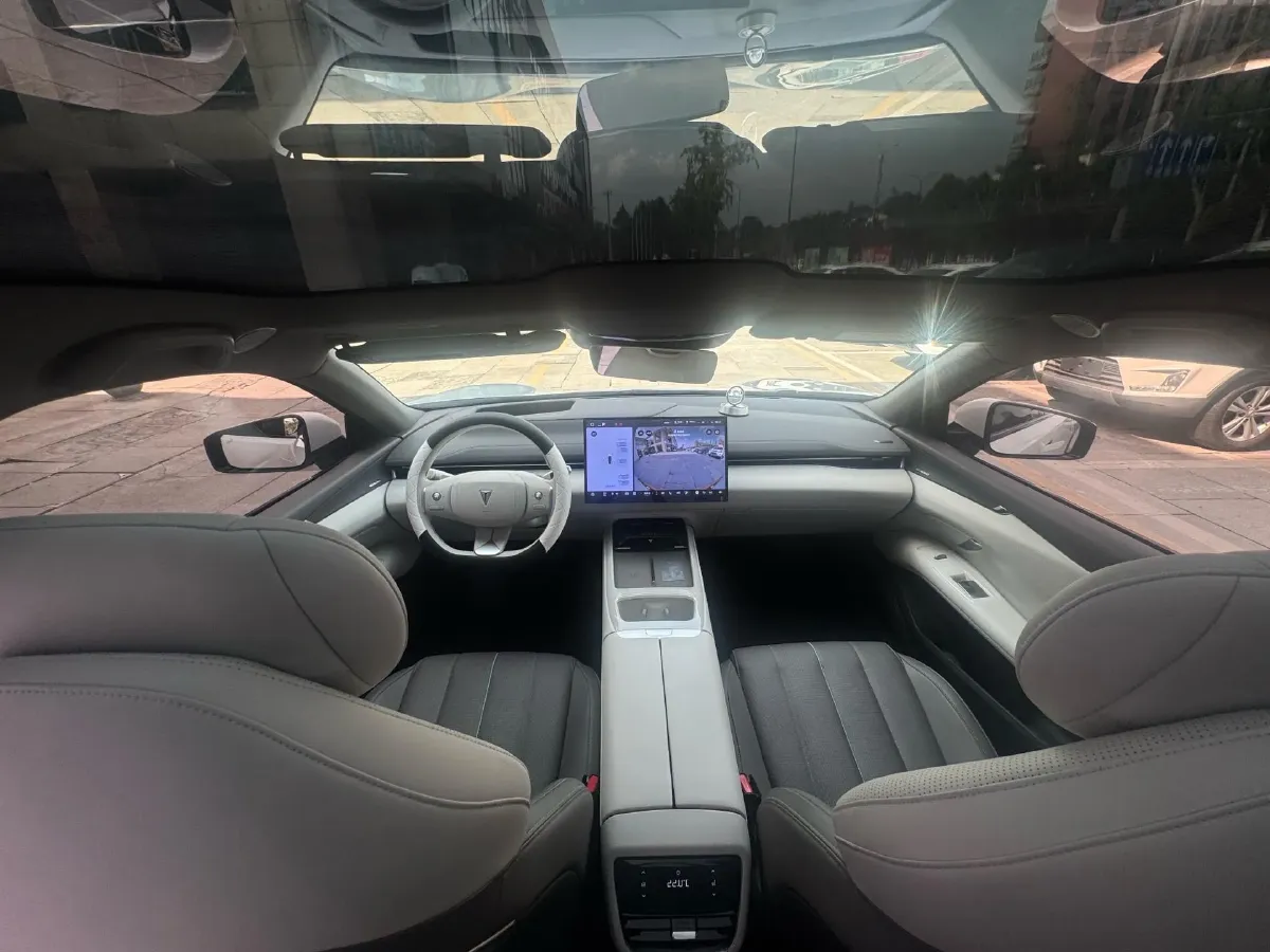 2026 Deepal L07 1.5L 98HP L4 REEV,autocango,china used car exporter,china ev exporter,chinese used car exporter,chinese used ev exporter