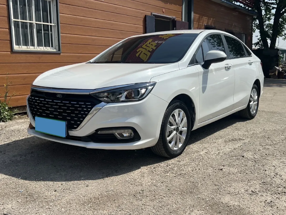 2020 BeiJing Auto U5 1.5L 116HP L4 5MT,autocango,china used car exporter,china ev exporter,chinese used car exporter,chinese used ev exporter