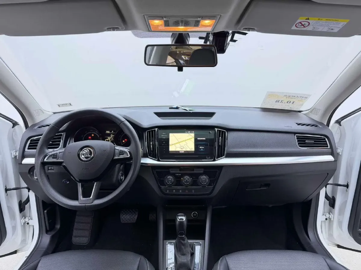 2022 Skoda Kamiq 1.5L 112HP L4 6AT,autocango,china used car exporter,china ev exporter,chinese used car exporter,chinese used ev exporter