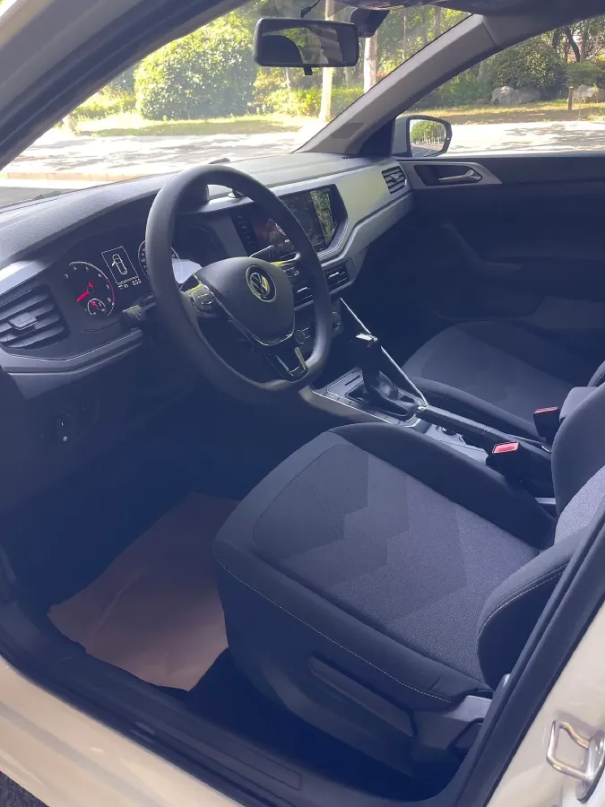 2021 Bestune T55 1.5T 169HP L4 7DCT,autocango,china used car exporter,china ev exporter,chinese used car exporter,chinese used ev exporter