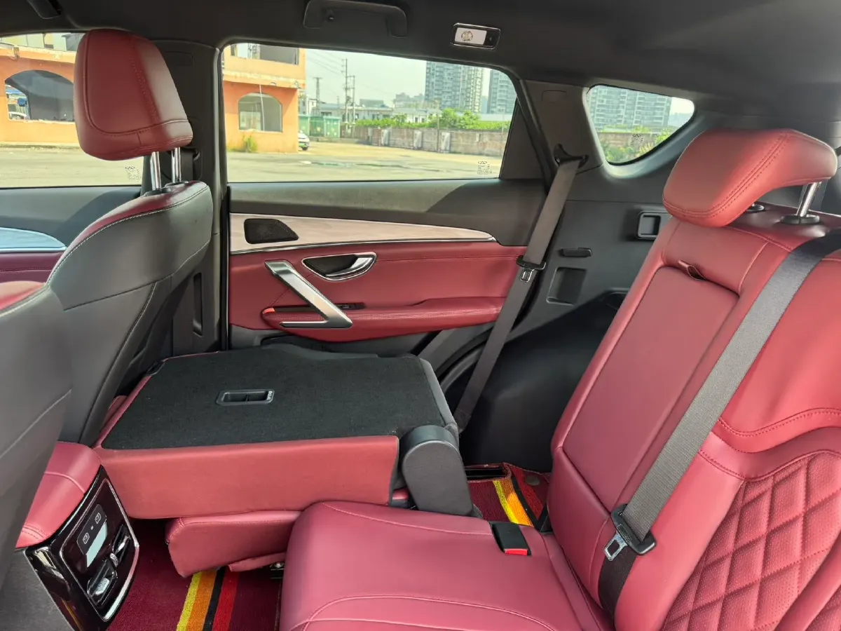 2023 Jetour X70 PRO 1.5T 156HP L4 6DCT,autocango,china used car exporter,china ev exporter,chinese used car exporter,chinese used ev exporter