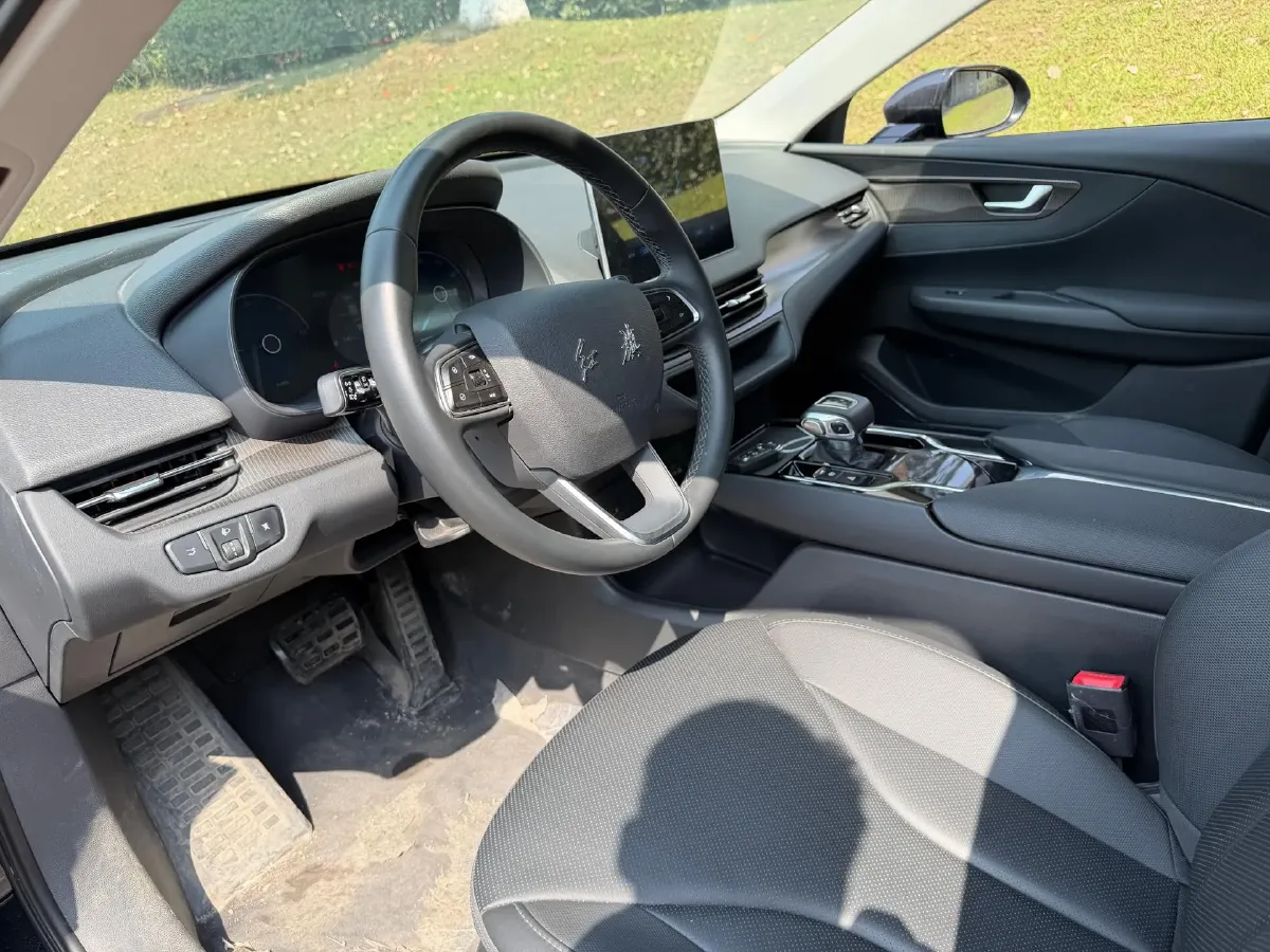 2021 HongQi E-QM5 BEV 54KWH,autocango,china used car exporter,china ev exporter,chinese used car exporter,chinese used ev exporter